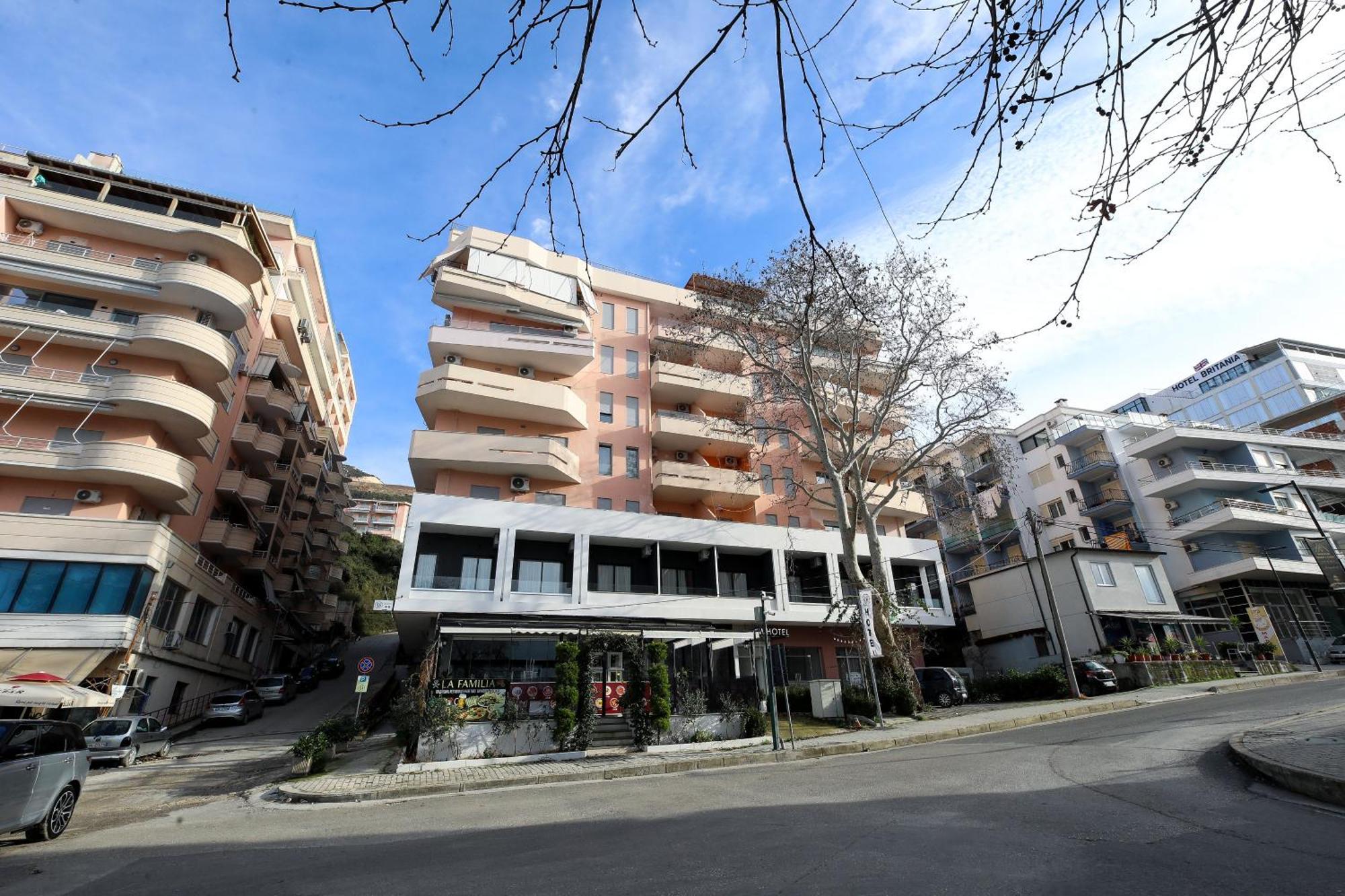 H&M Hotel B&B Vlorë Exterior foto